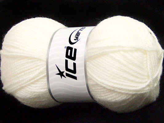 Lot of 4 x 100gr Skeins ICE FAVOURITE WOOL (50% Wool) Hand Knitting Yarn White