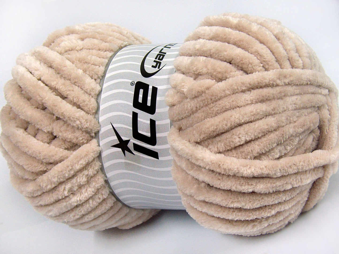 Lot of 2 x 200gr Skeins Ice Yarns CHENILLE SUPERBULKY (100% MicroFiber) Yarn Light Beige