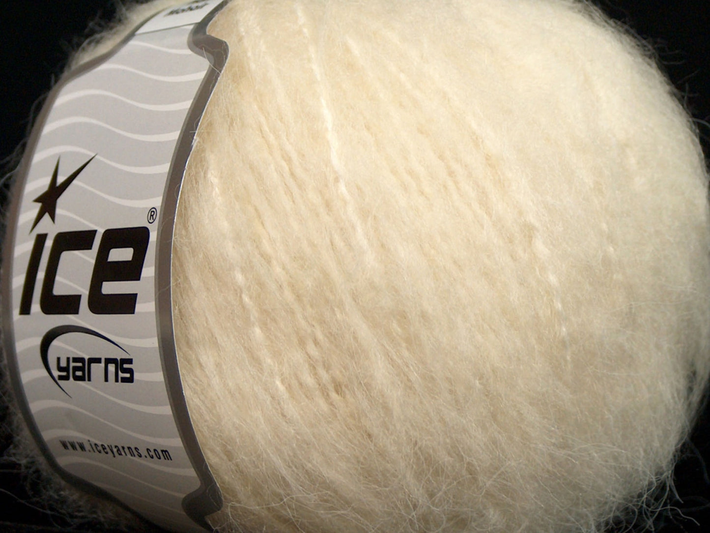 Lot of 8 Skeins Ice Yarns KAN MOHAIR (20% Mohair 25% Wool) Yarn Light Cream