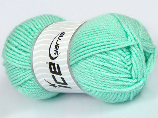 Lot of 4 x 105gr Skeins Ice Yarns SALE PLAIN Hand Knitting Yarn Mint Green
