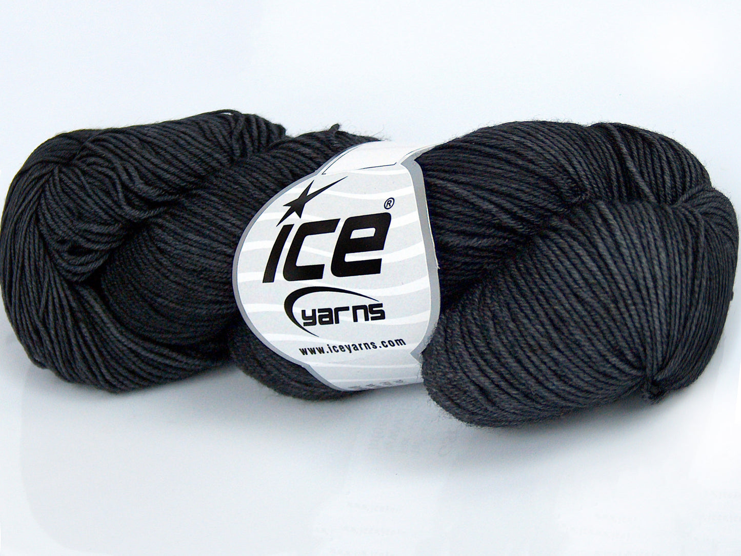 Lot of 2 x 100gr Skeins Ice Yarns HAND DYED MERINO EXTRAFINE (100% Superwash Extrafine Merino Wool) Yarn Forged Iron