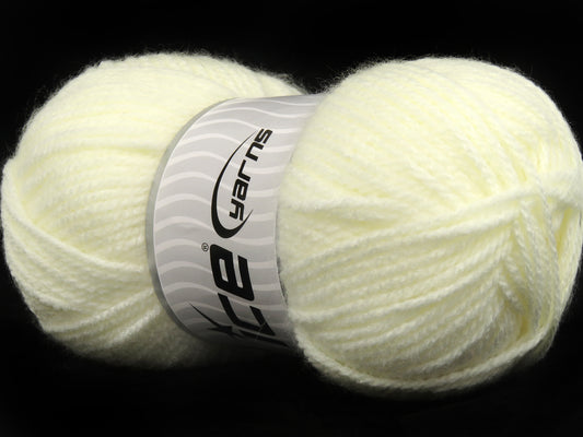 Lot of 4 x 100gr Skeins Ice Yarns GLENDA Hand Knitting Yarn Light Cream