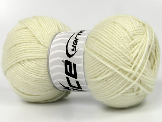 Lot of 4 x 100gr Skeins Ice Yarns FOXBRIDGE (60% Superwash Merino Wool) Yarn Cream