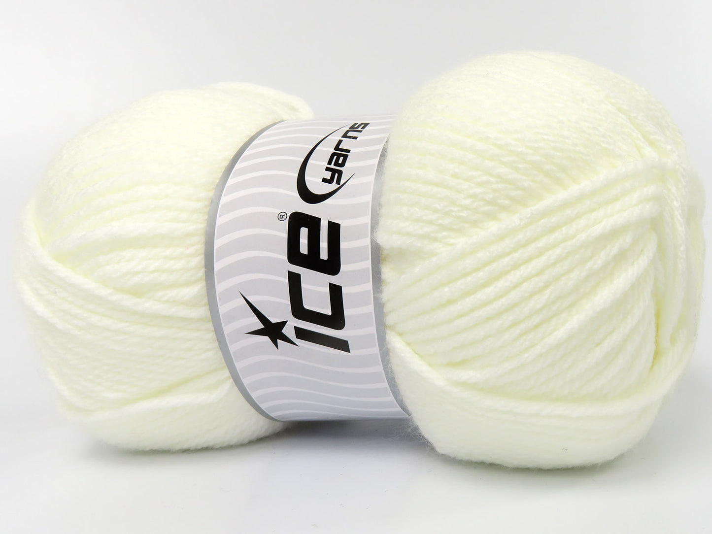 Lot of 2 x 150gr Skeins Ice Yarns DEVON Hand Knitting Yarn White