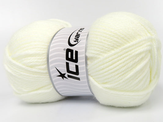 Lot of 2 x 150gr Skeins Ice Yarns DEVON Hand Knitting Yarn White
