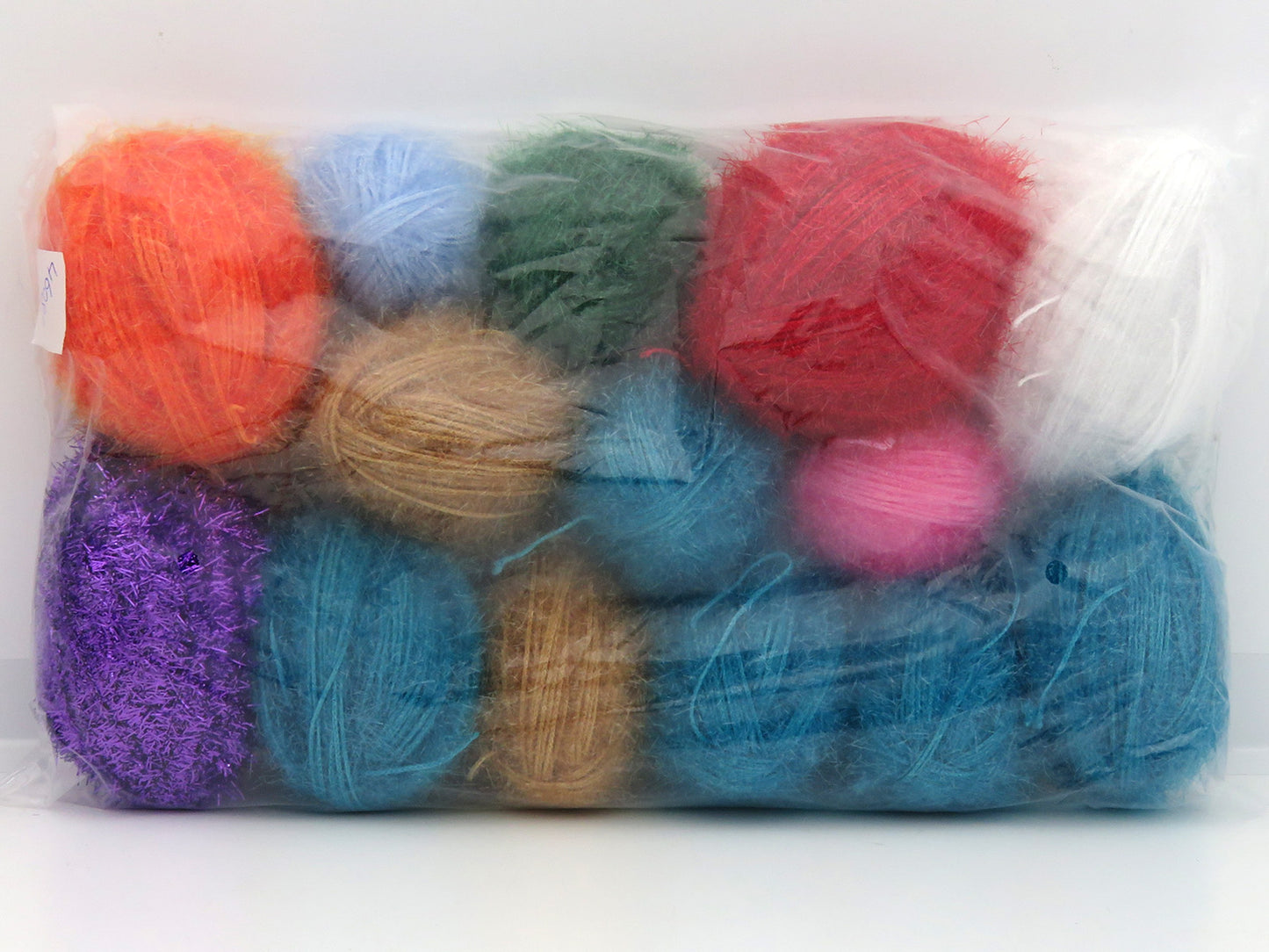 Mixed Lot Multicolor Leftover Yarns fnt2-85011