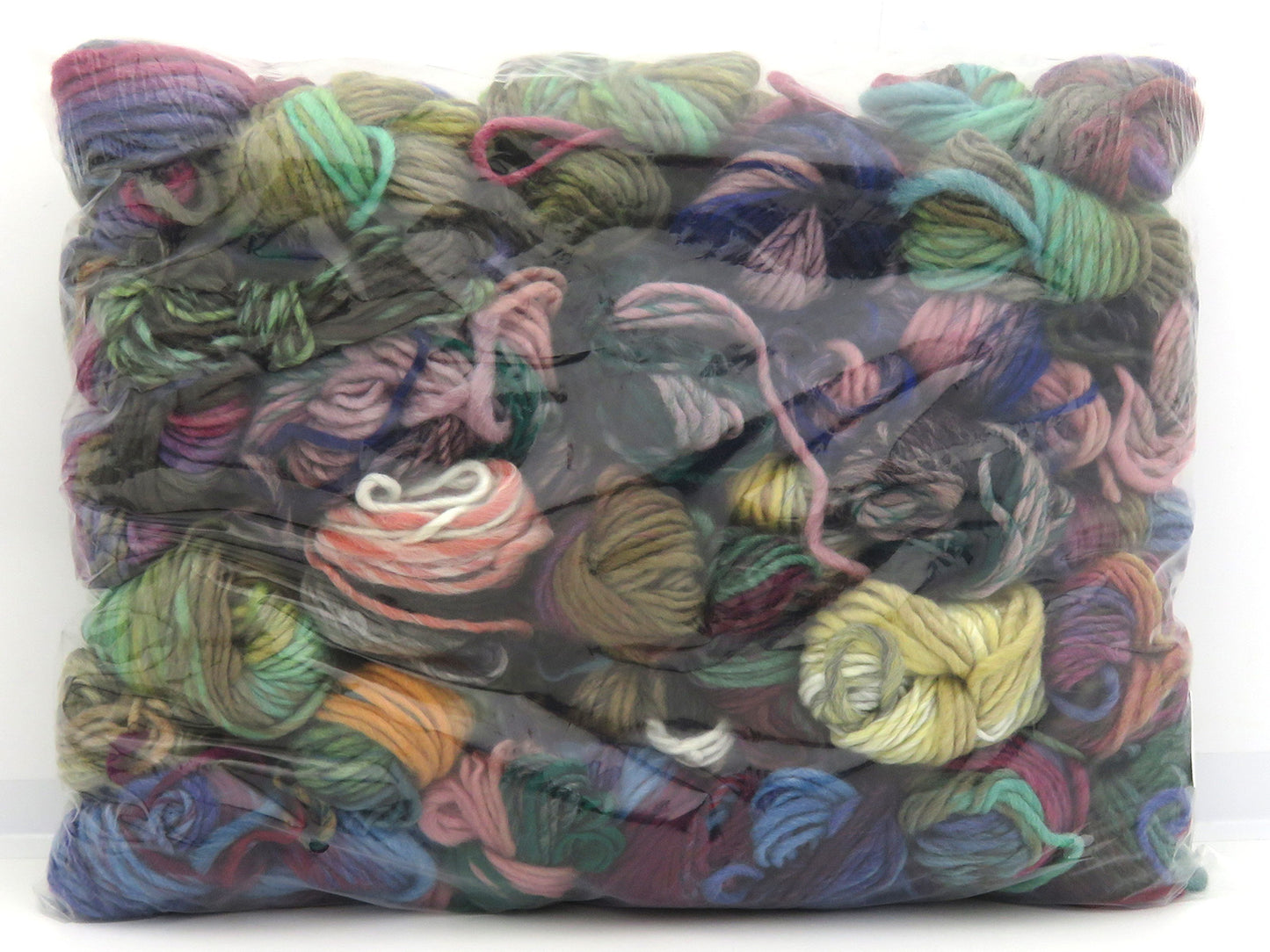 Mixed Lot Leftover Yarns 85016