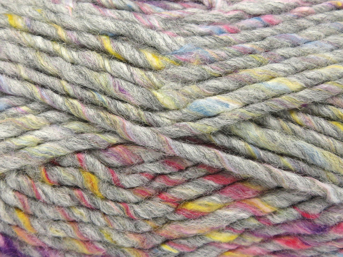 Self Striping Yarns Mixed Lot fnt2-85538