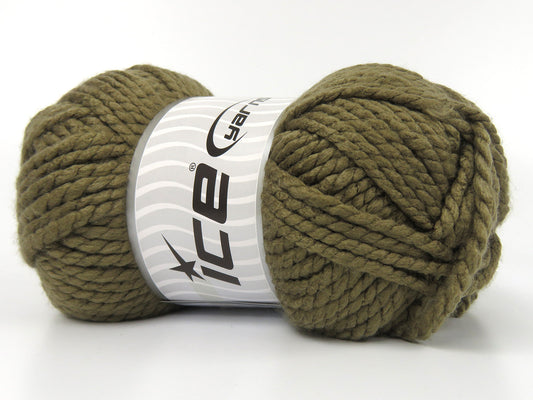 Vista bulky acrylic yarn: chunky camel for fast projects