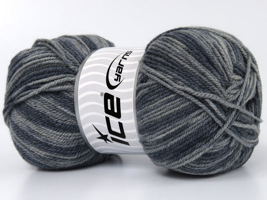 Wool Design sport yarn: warm blend for knit projects