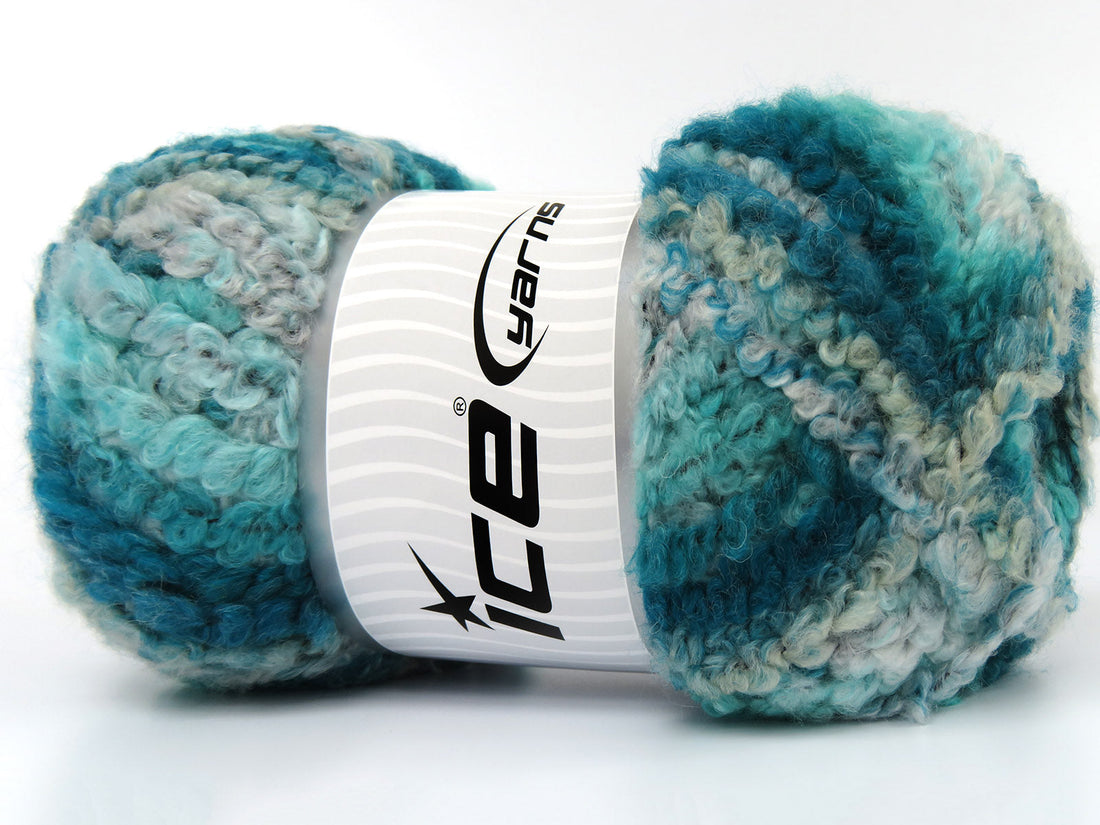 Boucle superbulky wool yarn for fast, cozy winter knits