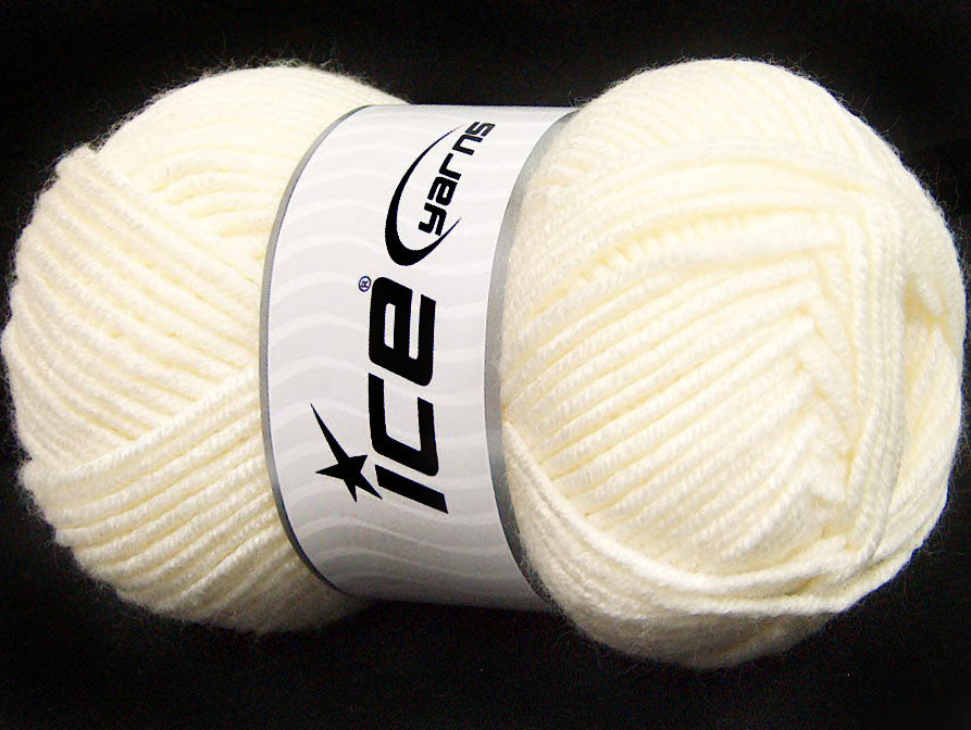 Lot of 4 x 100gr Skeins Ice Yarns LACQUER Hand Knitting Yarn Light Cream