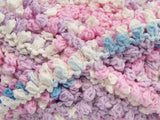 Ice Yarns Boucleron-Kette – Light Pink, Light Lilac, White, Light Blue – 50 % Acryl, 50 % Polyamid