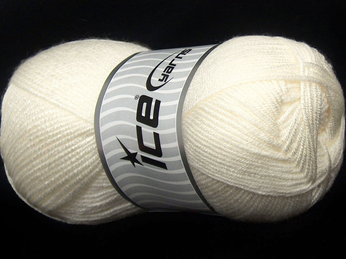 Lot of 4 x 100gr Skeins Ice Yarns ANTIPILLING BABY Hand Knitting Yarn White