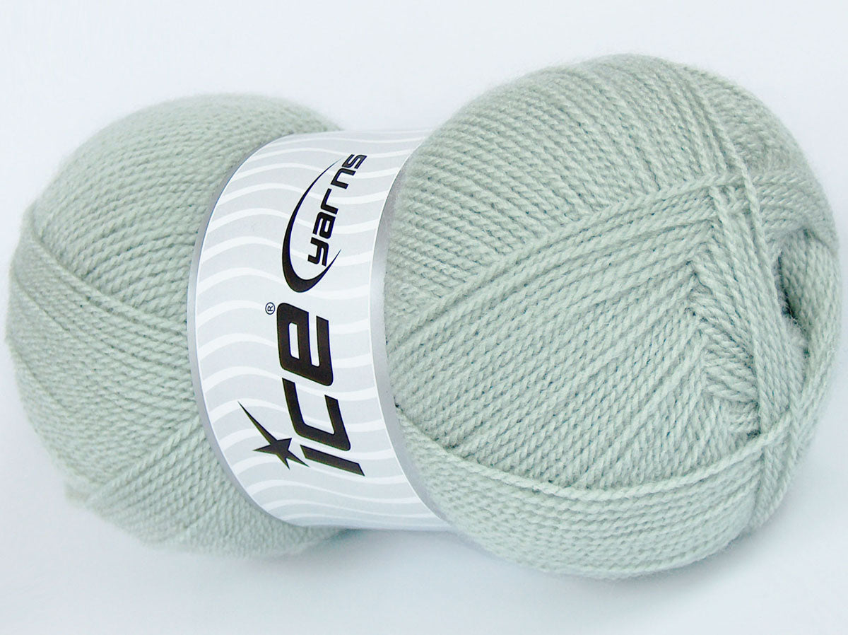 Lot of 4 x 100gr Skeins Ice Yarns BASICS SUPERFINE Yarn Light Water Green
