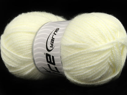 Lot of 4 x 100gr Skeins Ice Yarns GLENDA Hand Knitting Yarn Light Cream