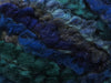 Vert, violet, bleu, gris foncé