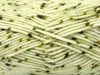 Crème, nuances kaki