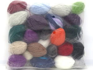 Lot mixte de pelotes de laine multicolores unies restantes fnt2-83911