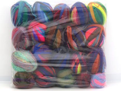 Mixed Lot Multicolor Leftover Yarns fnt2-85028