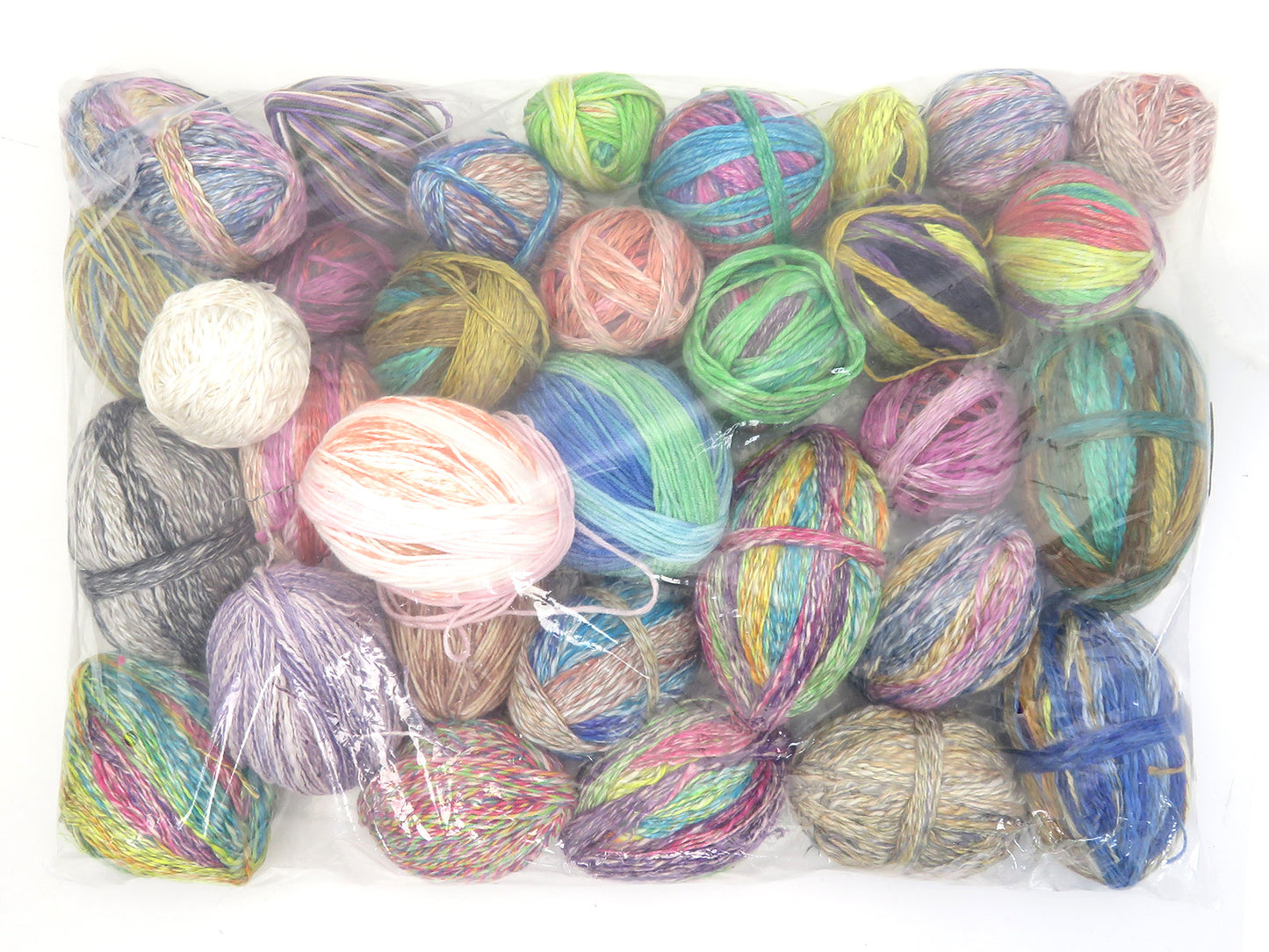 Mixed Lot Multicolor Leftover Yarns fnt2-85042