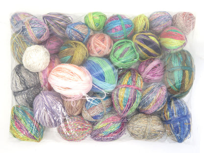 Mixed Lot Multicolor Leftover Yarns fnt2-85042