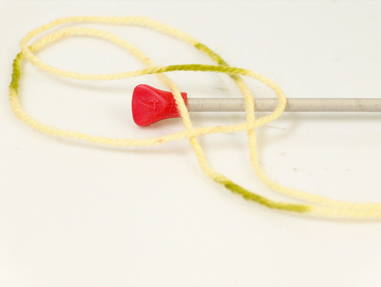 Baby Design Gold, Yellow, Red, Green Sku:fnt2-22041