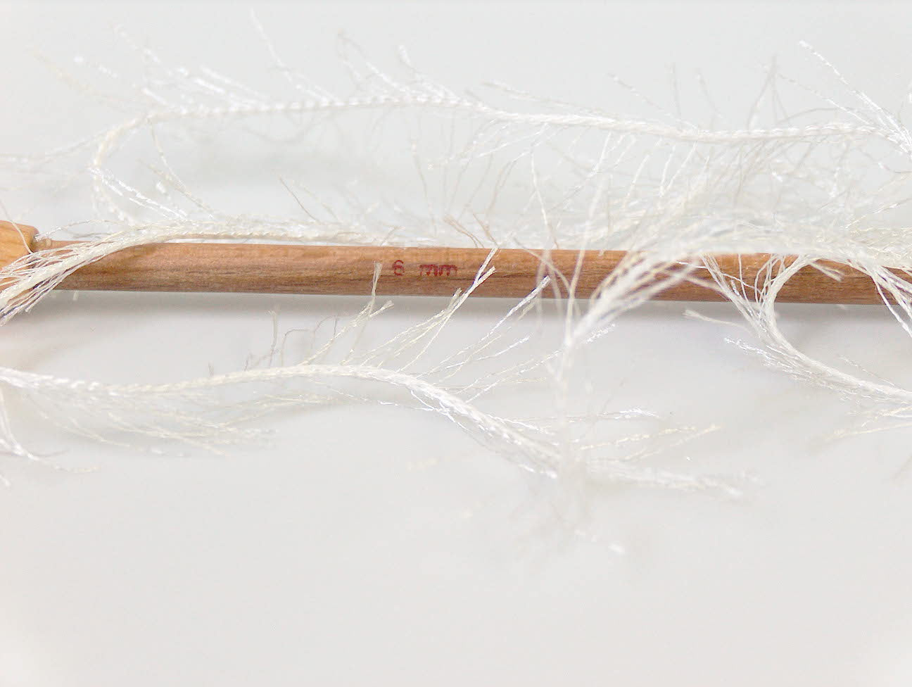 Eyelash 100gr Ecru Sku:fnt2-22700