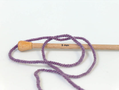 Favorite Light Maroon Worsted Sku:fnt2-23733