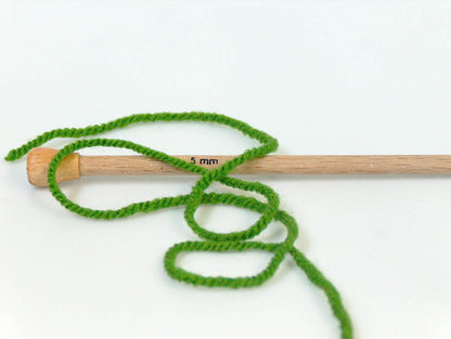 Favorite Green Worsted Sku:fnt2-23738