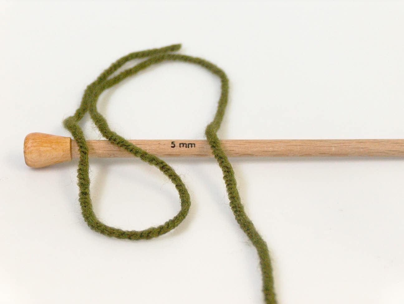 Favorite Dark Green Worsted Sku:fnt2-23739
