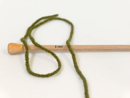 Favorite Dark Green Worsted Sku:fnt2-23739