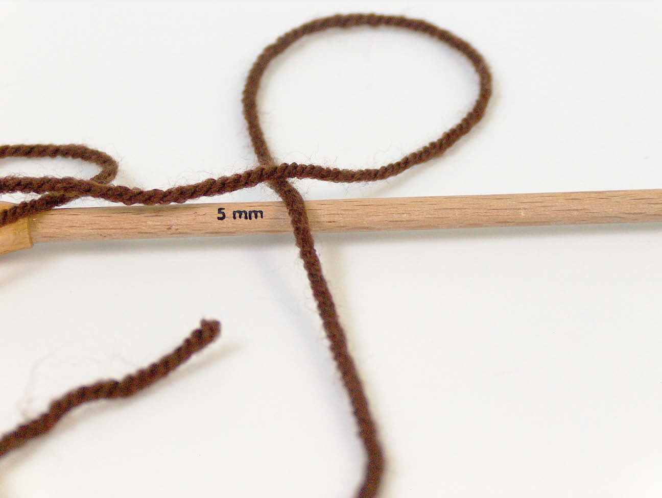 Favorite Brown Worsted Sku:fnt2-24503