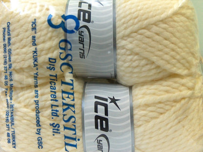 Alpine Cream SuperBulky fnt2-24939