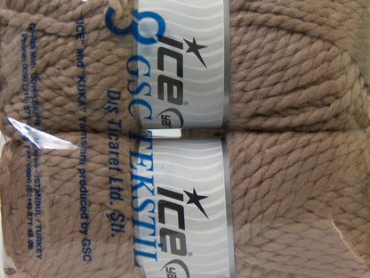 Alpine Camel Brown SuperBulky fnt2-24941