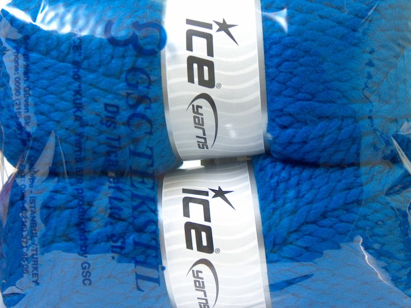 Alpine Blue SuperBulky fnt2-24947