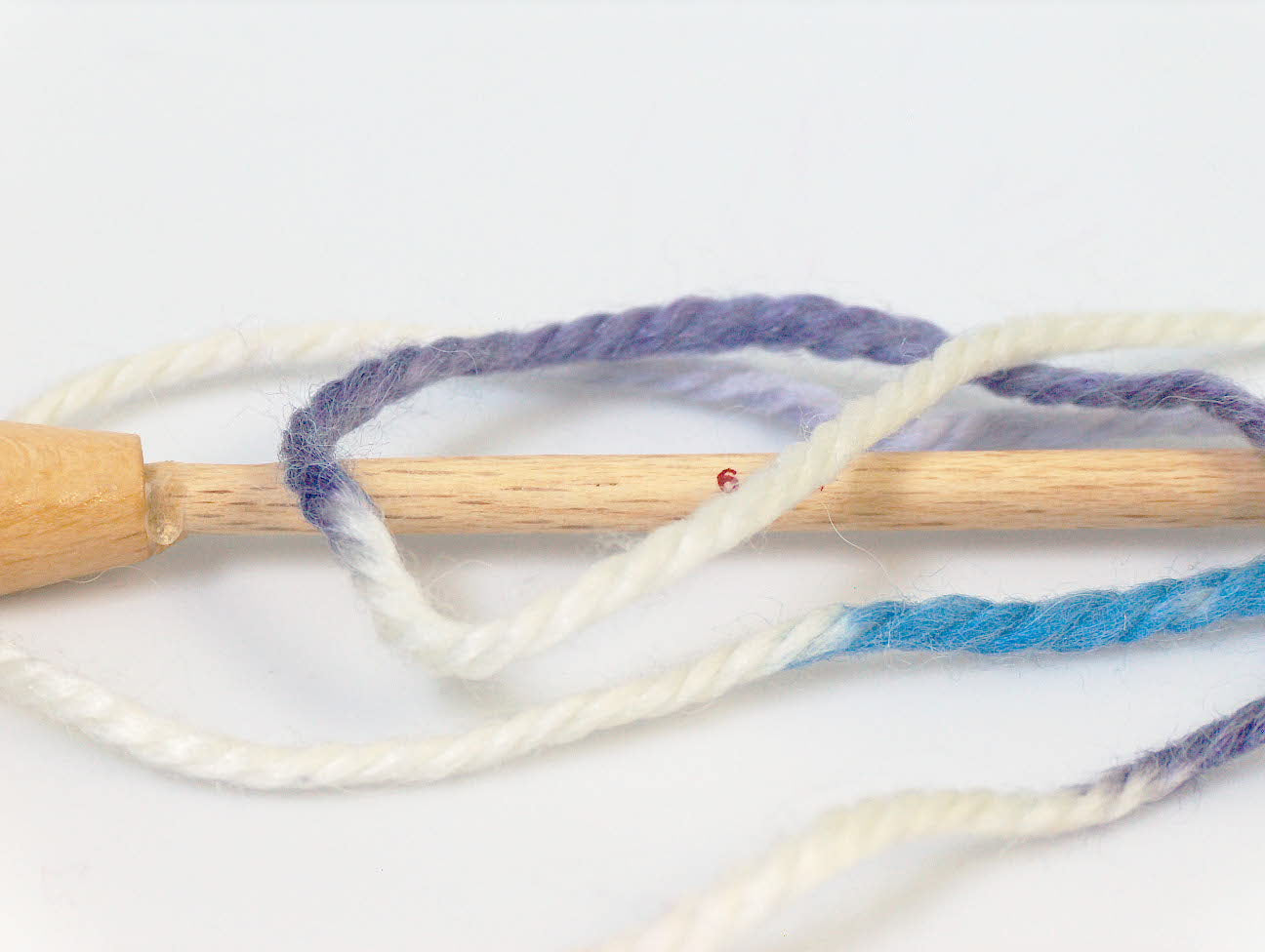 Alpaca Bulky Magic Purple, Blue, White Sku:fnt2-25420