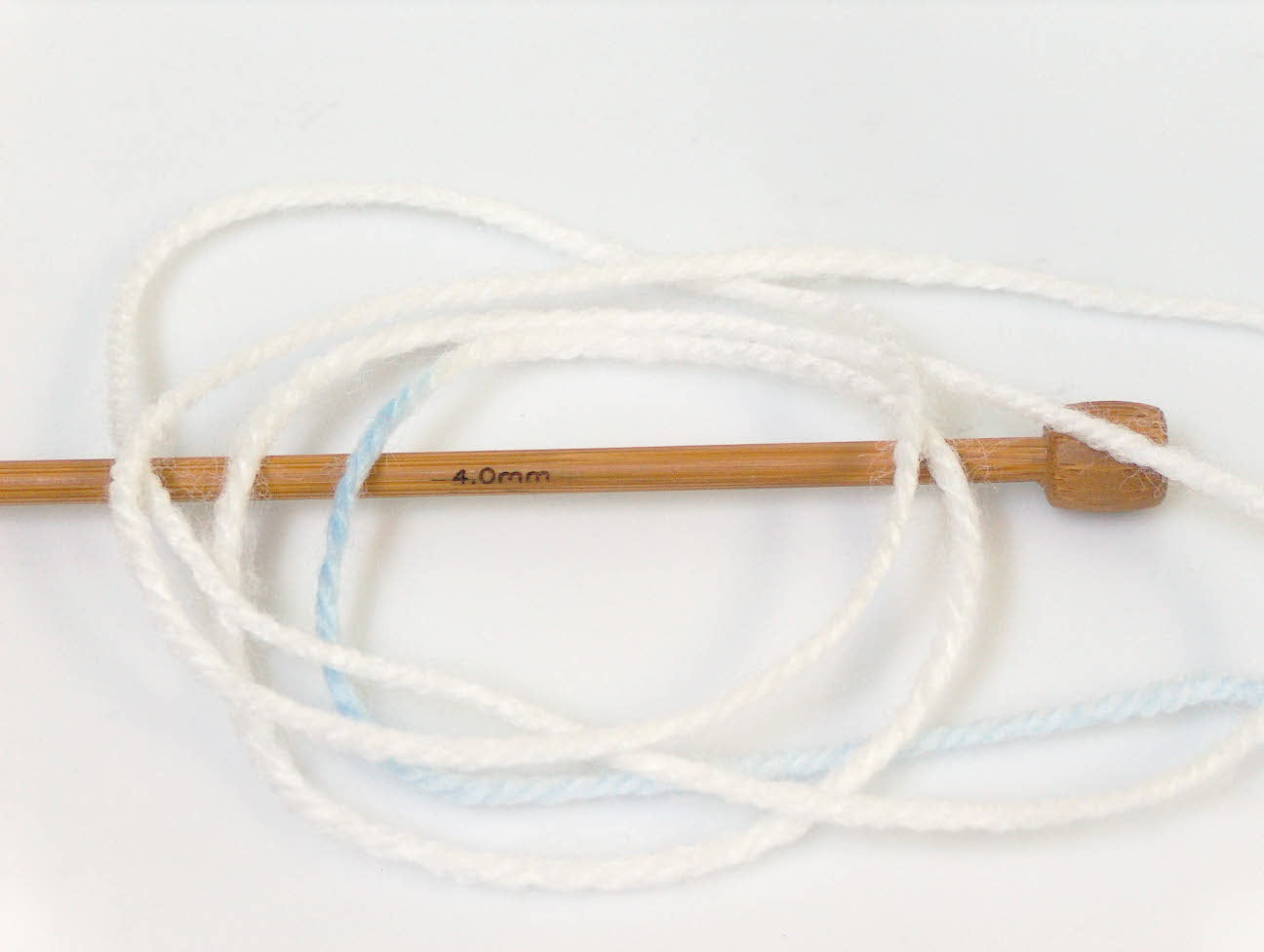 GumBall Blue Shades, White Sku:fnt2-33391