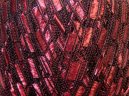Ladder Rose Pink, Black Trellis Sku:fnt2-34023