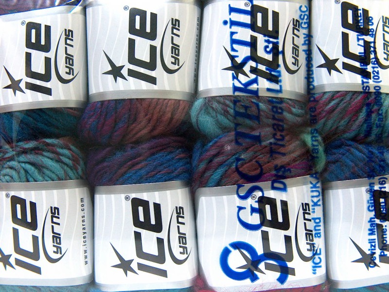 Vivid Wool Turquoise, Fuchsia, Red, Green Shades, Blue Shades Sku:fnt2-34612