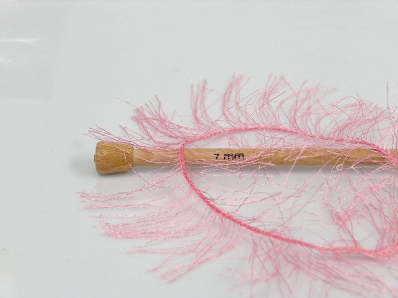 Long Eyelash Pink fnt2-42076