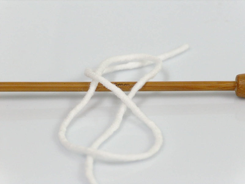 Lorena Worsted White Sku:fnt2-45138