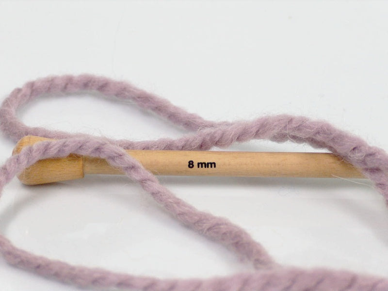 Alpine Alpaca Light Lilac SuperBulky Sku:fnt2-45166