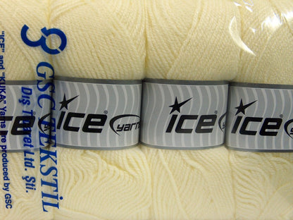 Favorite Lemon Yellow Worsted Sku:fnt2-52729
