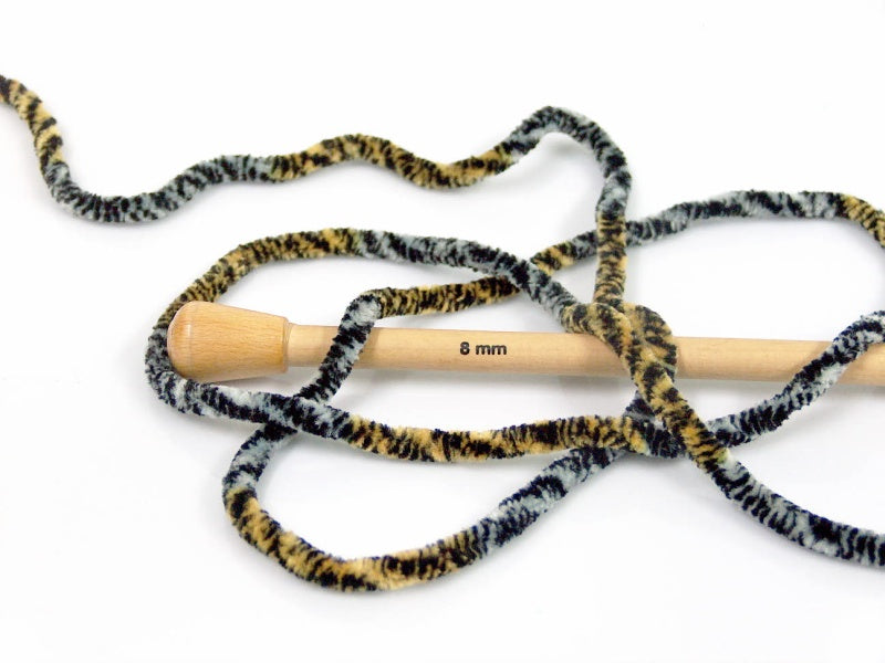 Chenille Safari Black, Grey, Yellow Sku:fnt2-53106