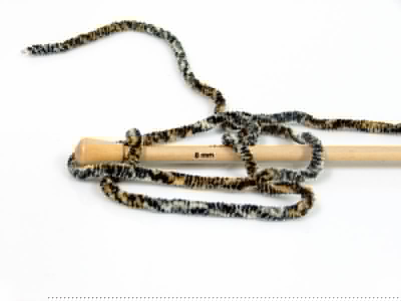 Chenille Safari Black, Grey, Yellow Sku:fnt2-53126