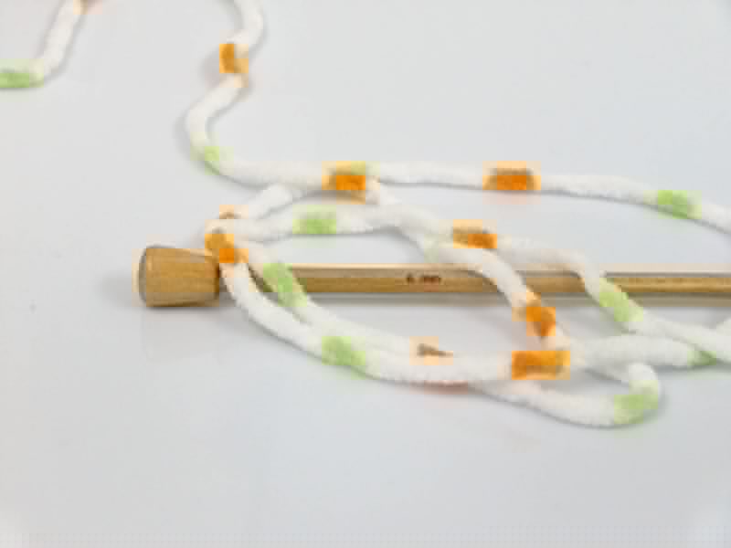 Chenille Baby Colors White, Green, Orange Sku:fnt2-53131