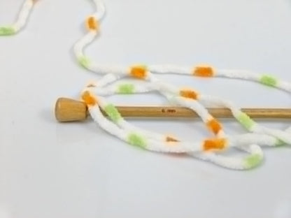 Chenille Baby Colors White, Green, Orange Sku:fnt2-53131