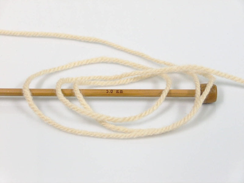 Favorite Light Beige Worsted Sku:fnt2-54495