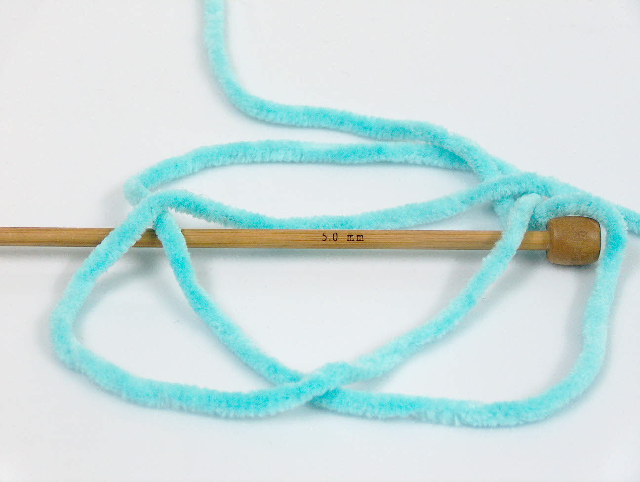 Chenille Baby Turquoise Sku:fnt2-54532